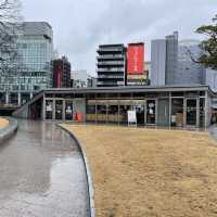 公会堂前広場