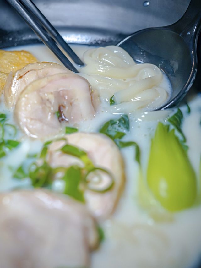 一起品嚐台灣菜，食堂懷緬台灣愛