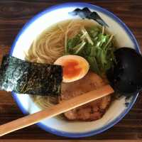 柚子ラーメンが人気！有名ラーメン店【AFURI】