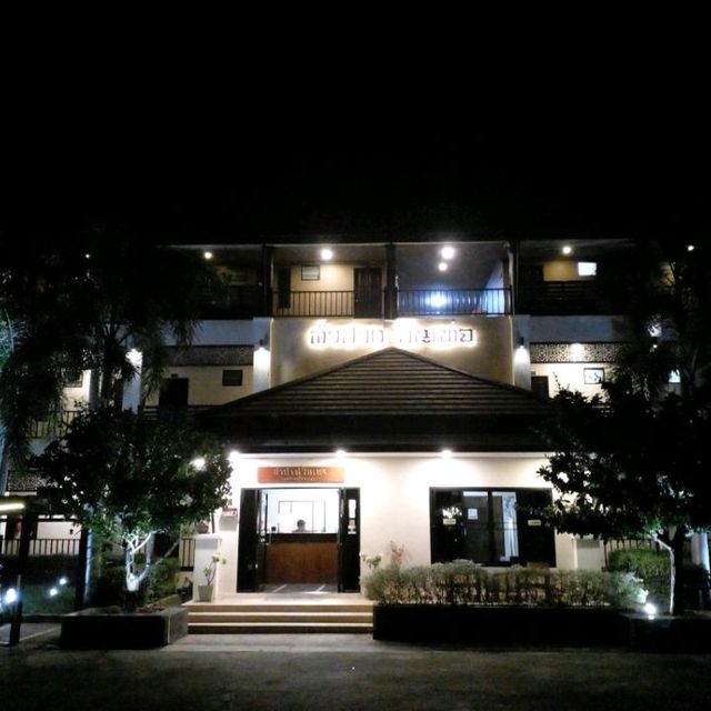 ที่พักลำปาง...ที่โอบล้อมด้วย..ทุ่งนาสุดจึ้ง...