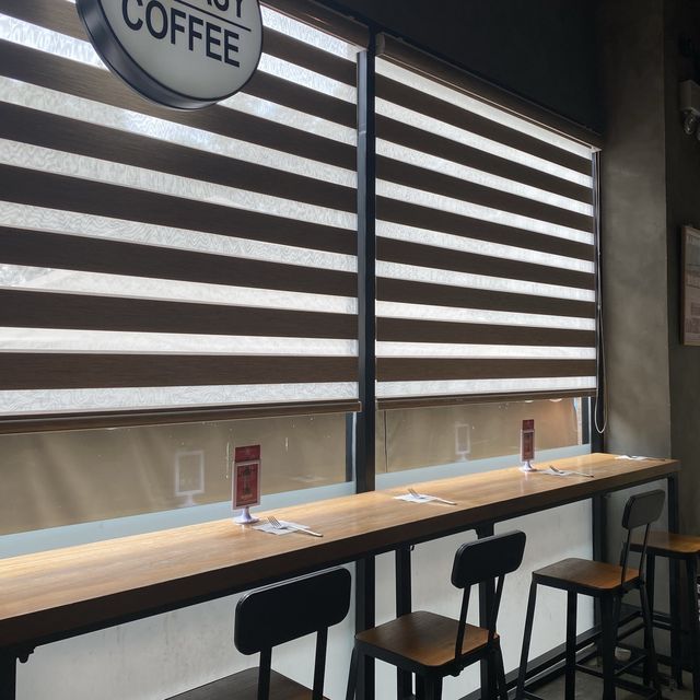 商場盡頭的海景Cafe