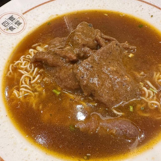 超高質茶餐廳 四寶食堂