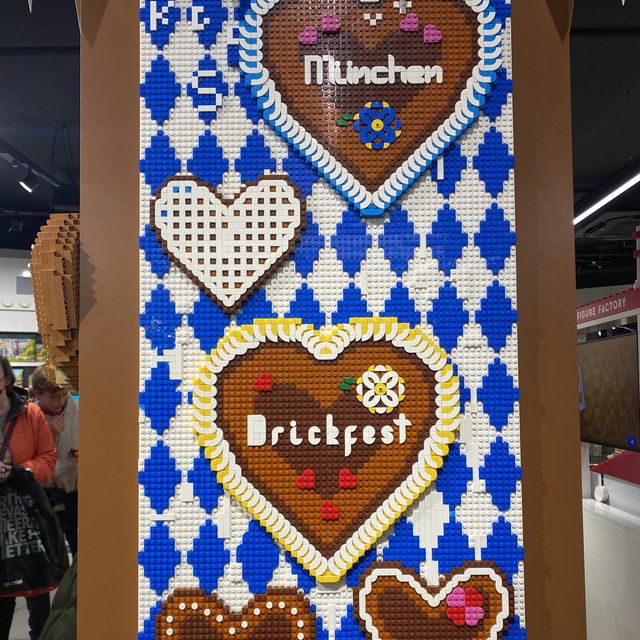 The LEGO Store München Zentrum(マリエン広場のLEGOショップ) The LEGO Store München Zentrum(マリエン広場のLEGOショップ)