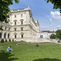오스트리아 비엔나 | 빈 로컬들의 피크닉 성지 ‘호프부르크 왕궁 정원’