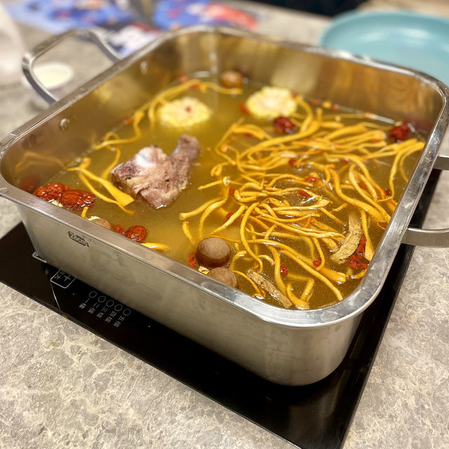 牛駅麻辣火鍋 - 抵食午市火鍋
