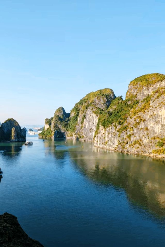 Are you going to visit "Halong Bay on the Sea" in Vietnam?
