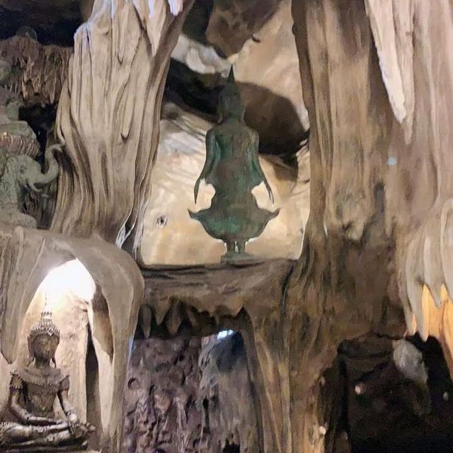 พุทธสถานภูดานไห​ จังหวัดกาฬสินธุ์​