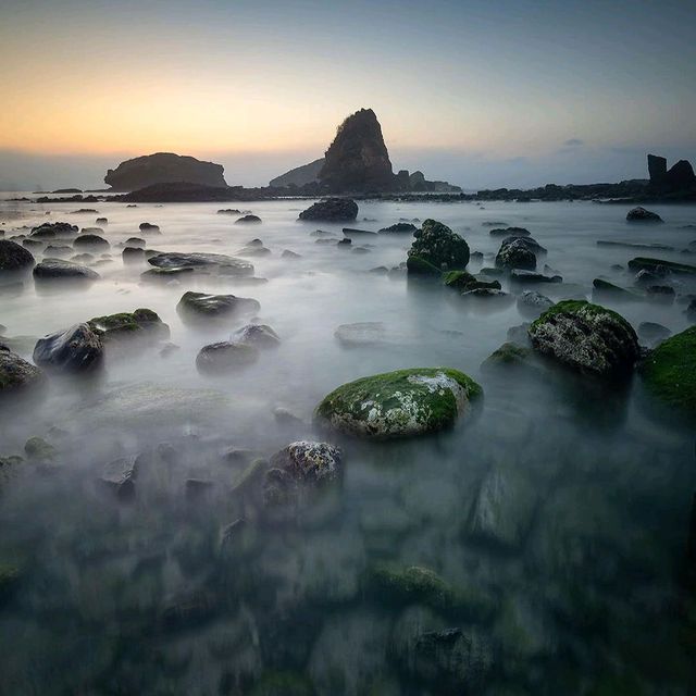 PAPUMA BEACH : JEMBER