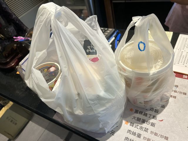 台北松山老店推薦｜東松排骨，必點宮保雞丁飯