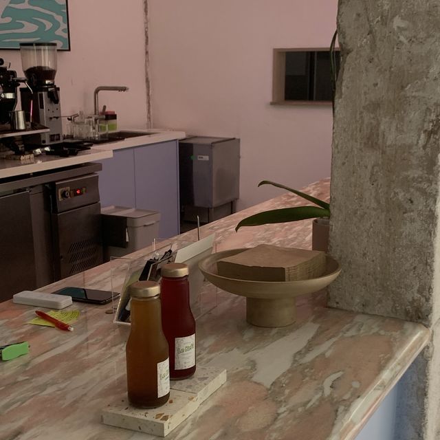 The truly hidden cafe