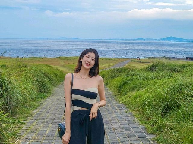 건물 하나 없이 잔디와 바다만 펼쳐지는 마라도💙
