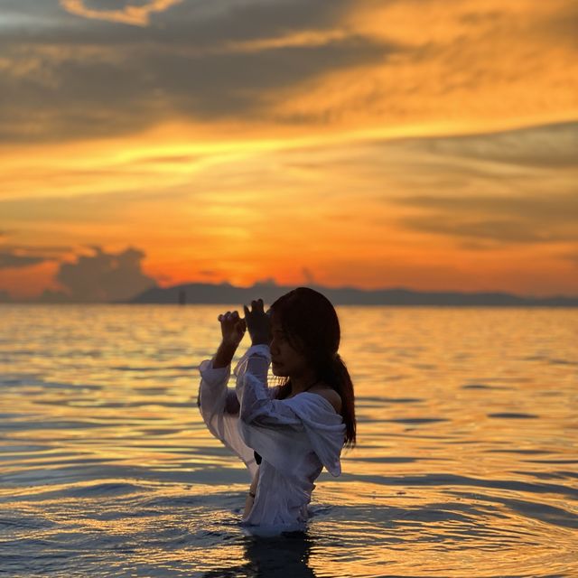 ทะเล เกาะล้าน🐳