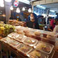 Blooming Market ตลาดกลางห้างเมเจอร์