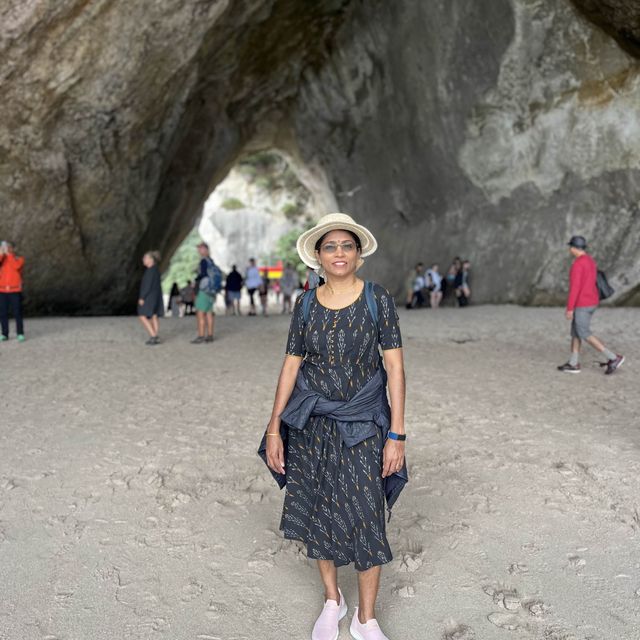Cathedral Cove, Coromandel New Zealand 