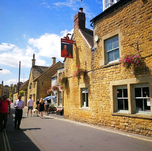 Bourton-on-the-Water เมืองน่ารักในชนบทอังกฤษ