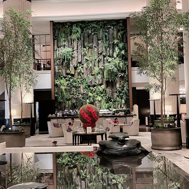 Shangri-La Lobby Lounge