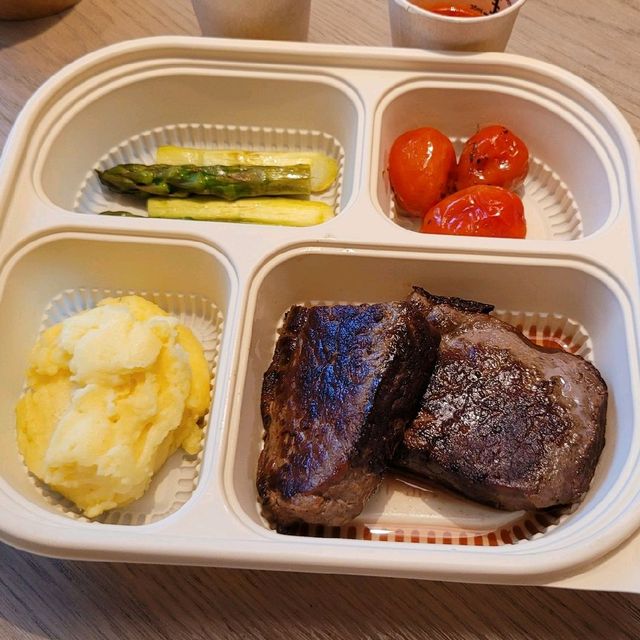 海洋公園萬豪酒店 ～ In-Room Dining 