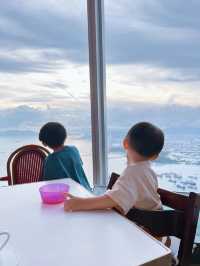 393米高空 親子高質慶祝生日 