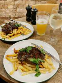 The brit pub & Eatery 분위기 좋은 스테이크 집