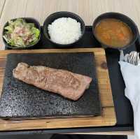 燒肉cafe集於一身 