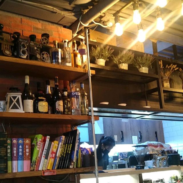 。巨份豬肋骨