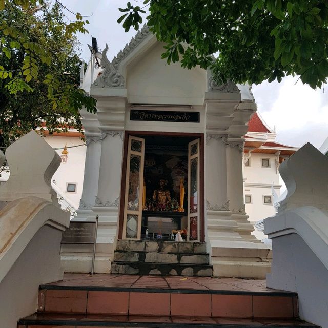 
วัดประยุรวงศาวาสวรวิหาร กรุงเทพ