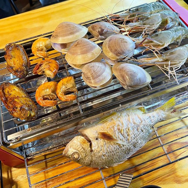 邊玩邊食! 邊玩邊食!