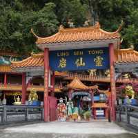 Ling Sen Tong Temple