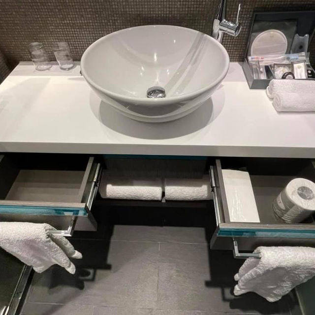 Park Lane Hotel