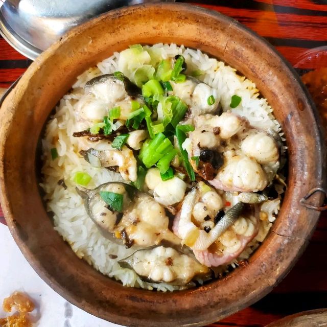 帳篷下的煲仔飯