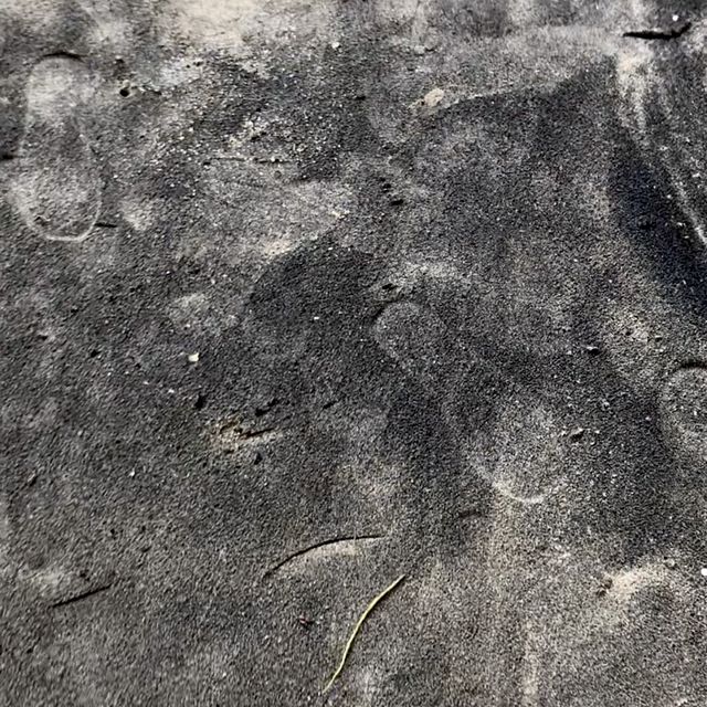 PANTAI PASIR HITAM, LANGKAWI 👣