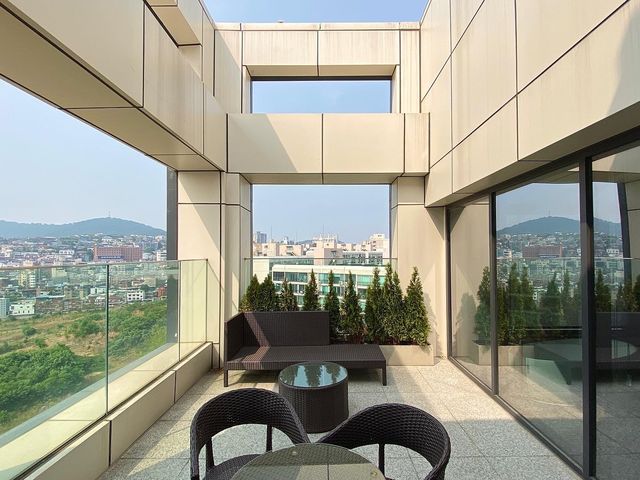 ⛲️광활한 뷰와 절제된 럭셔리함의 끝을 보여주는 곳, ‘몬드리안 스위트룸’ of 몬드리안호텔 