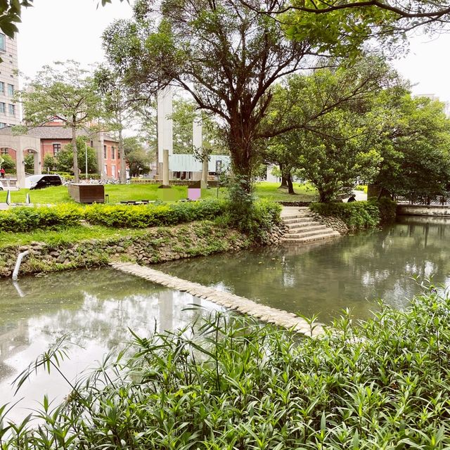 假日悠閒好去處｜護城河親水公園｜親子相處好時光