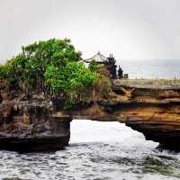 วิหารทานาต์ลอต (Pura Tanah Lot)