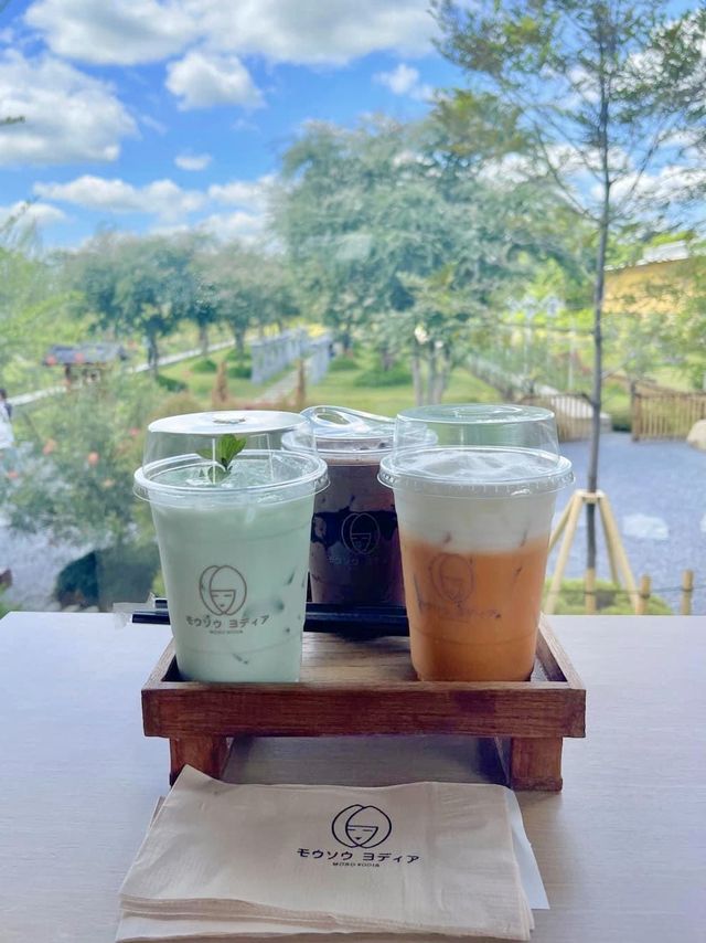 MoSo Yodia Cafe&Bar 🎡