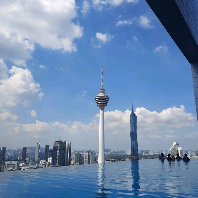A great swim sesh at the infinity pool