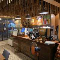 Caphe Suada คาเฟ่นั่งสบายใกล้ตลาดกลางคืนฟูโกว๊ก