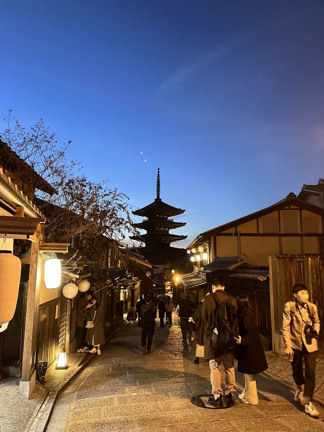 🇯🇵 วัดโฮคันจิ 法観寺🏯