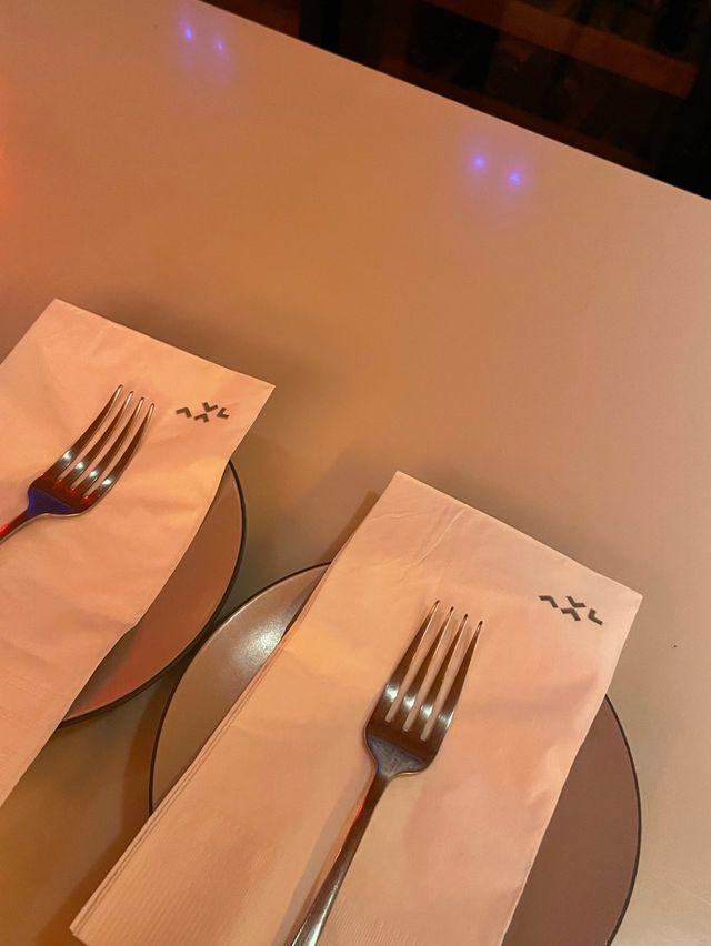 을지로에 위치한 감성가득 한식 다이닝 바 “MXL”