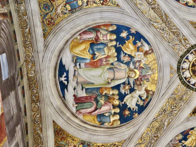 RAPHAEL'S FRESCOES 🎨👨‍🎨