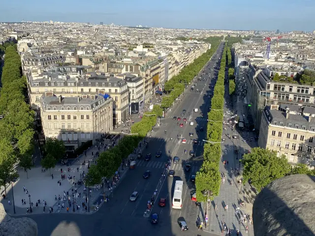 法國🇫🇷巴黎香榭麗舍大道Champs-Élysées
