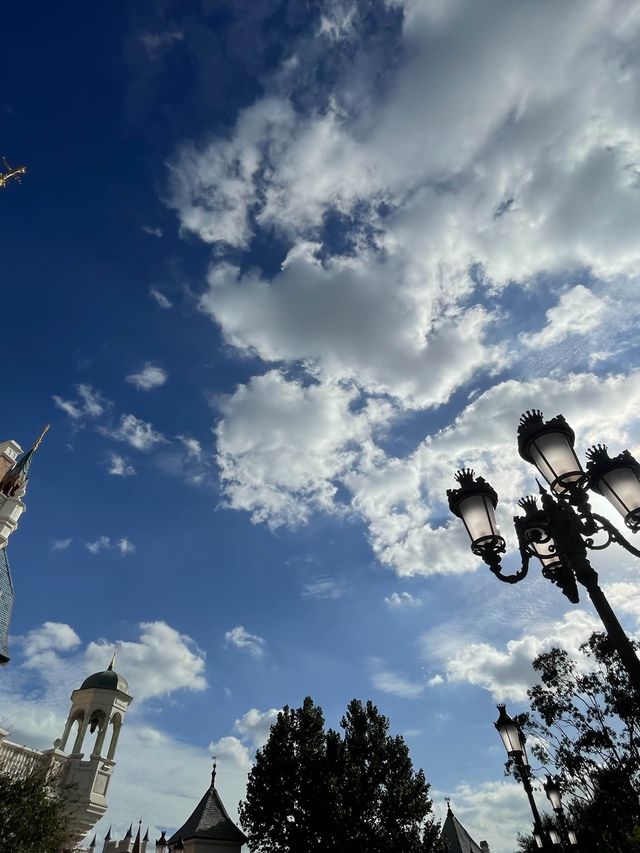 Sunny Sky Days at Shanghai Disneyland🏰🎡