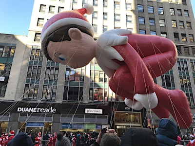 Thanksgiving Day Parade Viewing Brunch @ Toast Cafe -DIRECT VIEWS ON 2ND FL | Toast Cafe Brasserie NYC