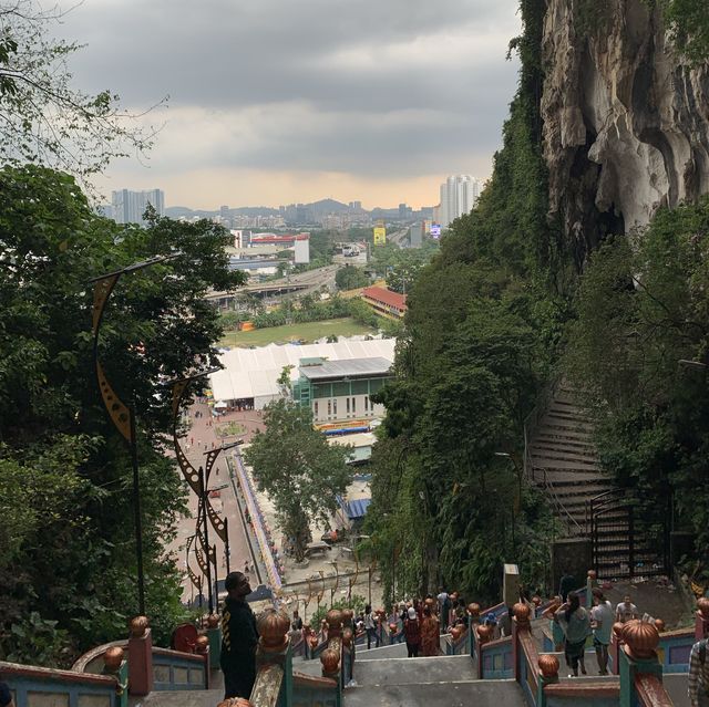 馬來西亞｜Batu Caves 黑風洞