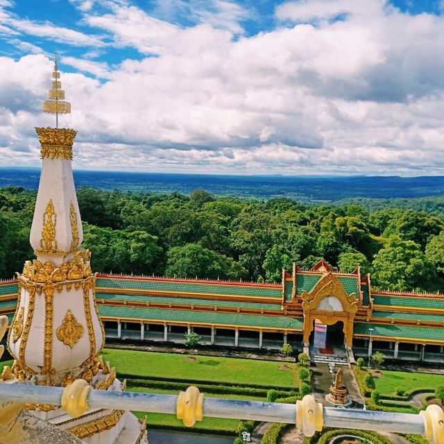 พระมหาเจดีย์ชัยมงคล