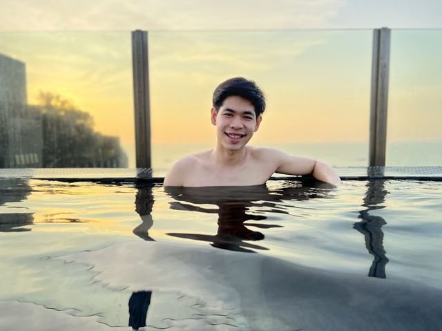 เดอะ เบส พัทยา 🏙️