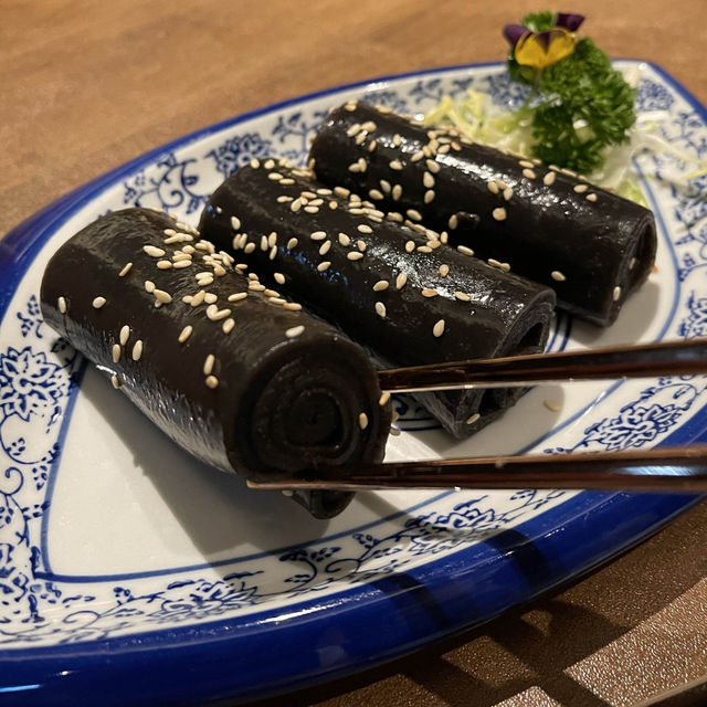 Yoho 新菜館。念川居。唔係只得川菜😆