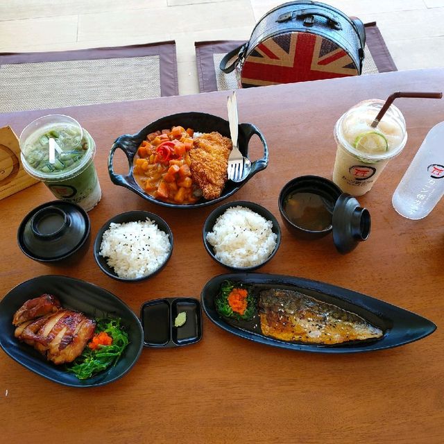 KAN MACHI CAFE

