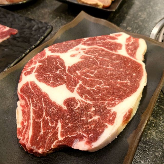 超夯の燒肉 中山店 頂級和牛燒肉吃到飽

