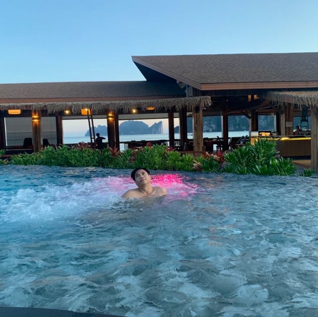 U Rip Resort ที่พักรวมตั๋วเรือไปกลับพีพี
